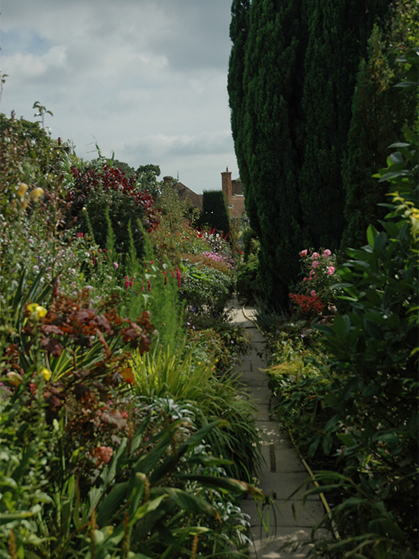 Great Dixter, Photo 2, July 2006